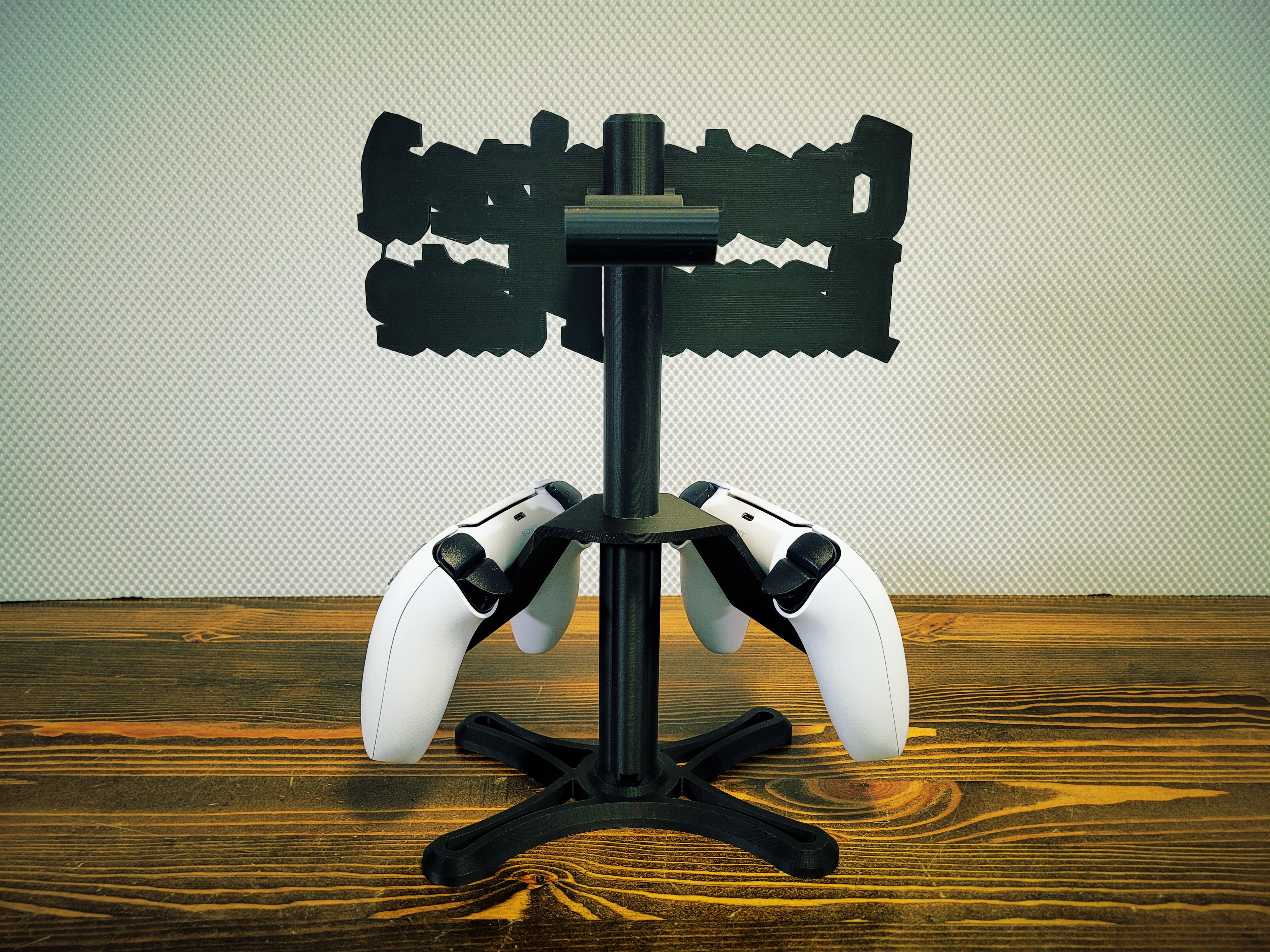 Customized PS5 Controller & Headphone Stand