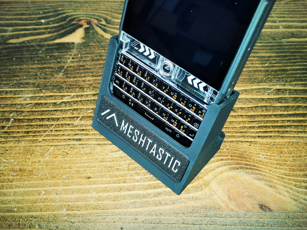 LilyGo T-Deck Plus Desktop Stand with 90 Degree USB-C Adapter, Meshtastic and MeshCore Node Holder