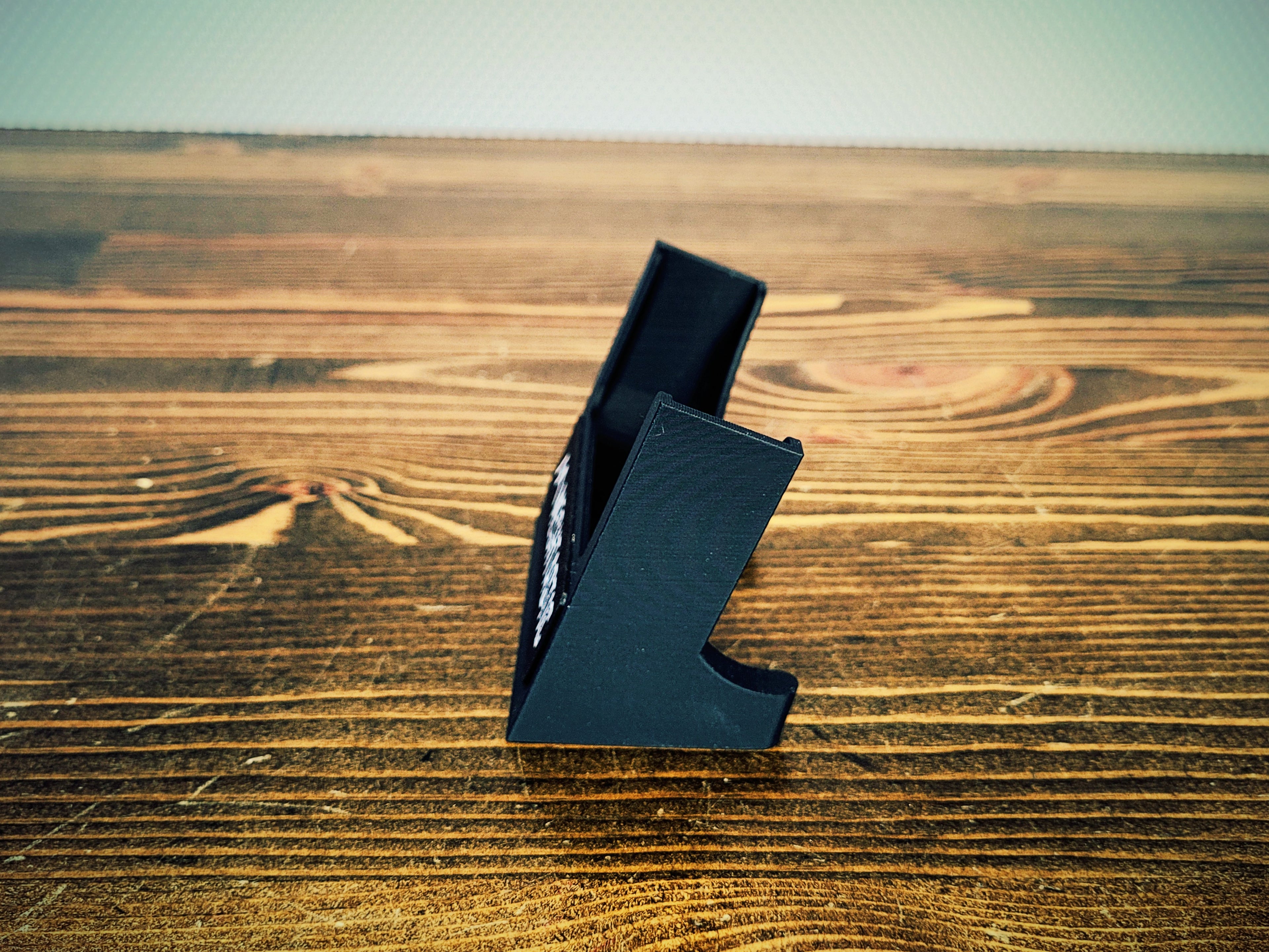 Right view of Lilygo T-Deck Plus Desktop Stand showing inclination angle